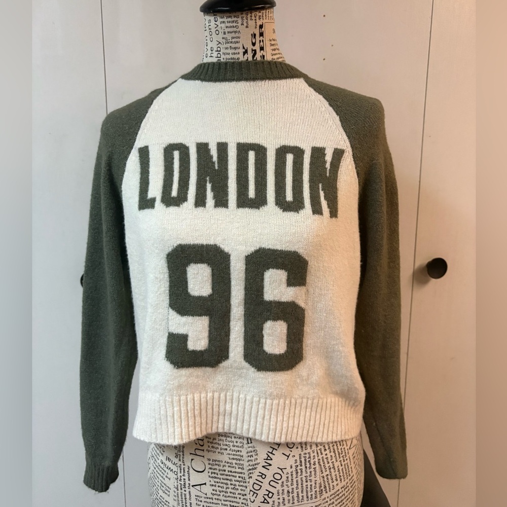 Ultra Flirt Green and White Women's Sweater